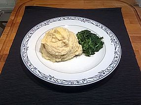 Mashed broad beans with chicory